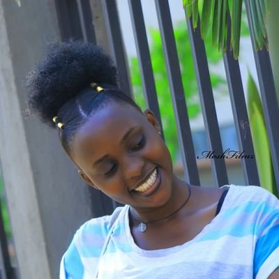 I'm a royal, caring, simple & loving person 💕