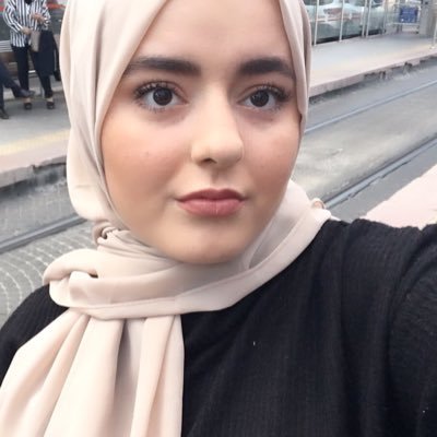 akkus_suzan's profile picture. İÜ Tarih 📚
