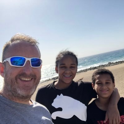 Owner englishINcambridge @EnglishIN1to1, stammerer @CambsStammering, football coach, cricketer, LCFC, Leics CCC fan. Doting father of two kids. Views are mine