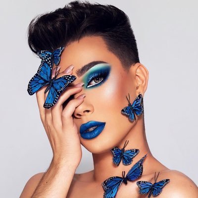 💙 • 20 𝑴𝑰𝑳𝑳𝑰𝑶𝑵 𝑩𝑬𝑨𝑼𝑻𝑰𝑭𝑼𝑳 𝑺𝑰𝑺𝑻𝑬𝑹𝑺 • 💙 • stan James since early 2019 • 💙 • @jamescharles doesn’t follow (yet 😉) • 💙