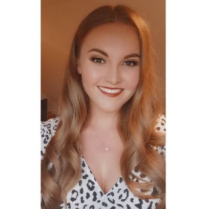 chloenicoleex's profile picture. 27, probably abroad somewhere ✈️