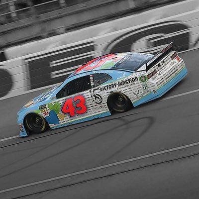 @MizzHogan  @jakemiller @jasonderulo followed me :) Follow me on https://t.co/Hp2IquKgkM. LIKES NASCAR 2,5,10,14,19. I don’t make music
