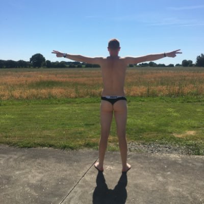 eugene_kent99's profile picture. - PPFF - ⭕ CFC ⚪ - 🔻 LOSC 🔺️ - ❤ Sang & Or 💛