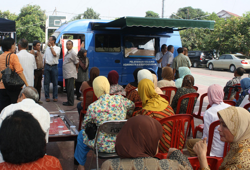 Dinas Kependudukan Dan Pencatatan Sipil DKI Jakarta : tanya jawab/suara warga dapat melihat website kami