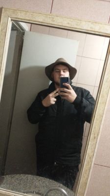 luizperuzzo12's profile picture. sla