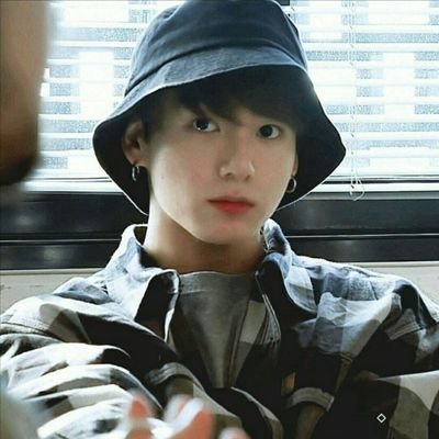 Euph0biia's profile picture. ~love yourself~😍💜
~I like BTS ~💜❤~
~Jungkook biased~🐰💜
~ARMY FOREVER~❤😍