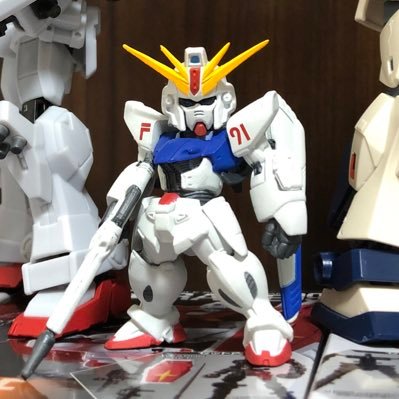 ガンダム・ポケモン・fate・FGO・SAO(アニメ)・F.S.S…色々と観たり遊んだり…創作も造作も出来ないけど大好きです👍(やってはみたい)好奇心旺盛で主にメカ系にはかぶりつきます😬これからは自分の好きを生きていきます😤って思い始めました!🤗SNSもTwitterも初心者😓変な事してたらゴメンなさい😅