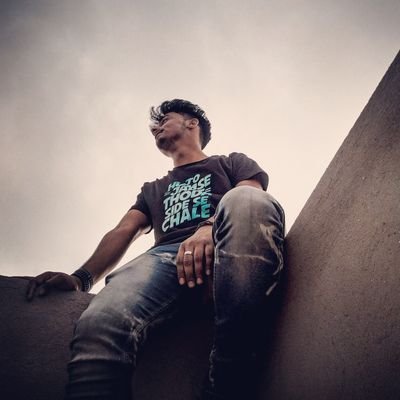 abhipanigrahi6's profile picture. A proud Son 🙇