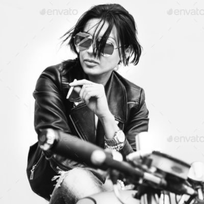 yourlastboge's profile picture. live'r than you'll ever be