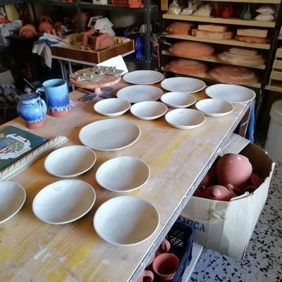 Fabricación artesana de productos de ceramica