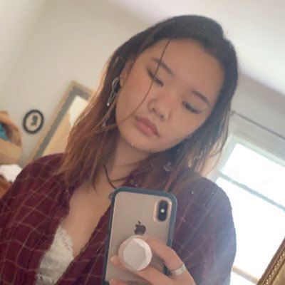 alp_pederson's profile picture. frog on a lilypad