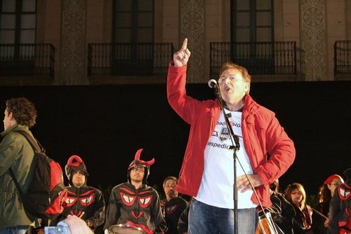 Comunista internacionalista desde 1966. Sindicalista durante mas de 36 años. Miembro de Socialismo 21 y de la Coordinadora de Catalunya en Comu.Activista social