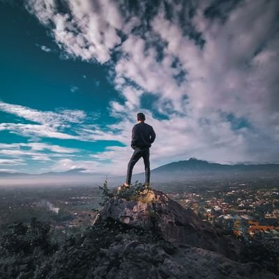 Nih siapa ¿              apa aja di ketik.                        mewakili keresahan manusia