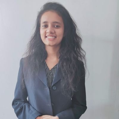 ShrutiR70613913's profile picture. Interior Designer 👩‍🎓 I Artist 👩🏻‍🎨