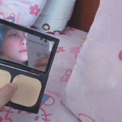 wweeaa's profile picture. If you don't like me but watch everything I do, bitch, you're a fan. 🤭🖕🏽