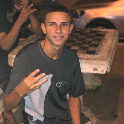 https://t.co/Kpm9eKMF38
✌Lá no céu tem alguém que eu amo eternamente. 😔💔👼🏻968465149😋