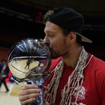 Professional basketball player 🏀 🏠✈️(Slovenia)✈️ IG: zoki_dragic