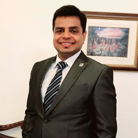 vishrash's profile picture. 