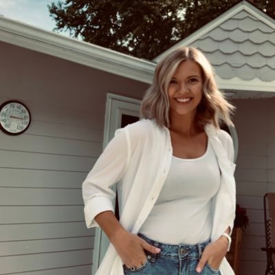 “Whatever you are, be a good one” Aspiring Educator🍎 University of Northern Iowa ‘21