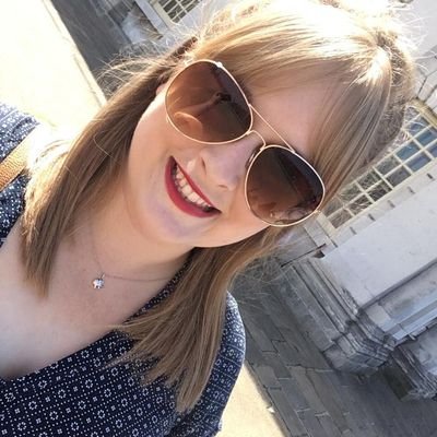 MissEaman's profile picture. HLTA in KS1 & Early Years 🚸 | Book lover 📚 | Coffee drinker ☕ | Theatre goer 🎭 | Daytime napper 😴