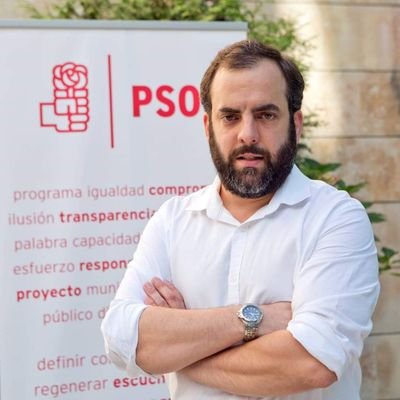 Militante @PSOE | Comité Regional @PSOECantabria | Concejal Ayuntamiento @torrelavega_es 2011-2019 | Secretario de Organización @PSOETorrelavega 2012-2017