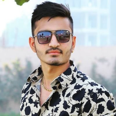 •🕉️• 🇮🇳 🇨🇦 • #Adventurous
• Motivated by the fear of being AVERAGE