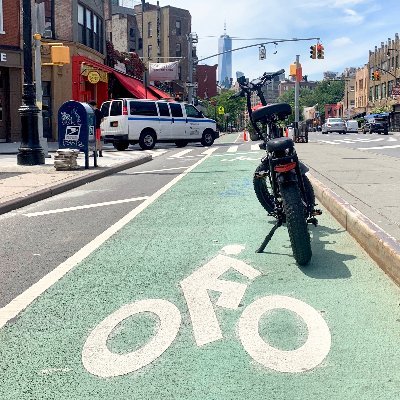 BikeLaneGuru's profile picture. ⚡️🚴‍♂️ NYC cyclist that loves exploring the city. I ride an electric bike and upload videos of my rides.