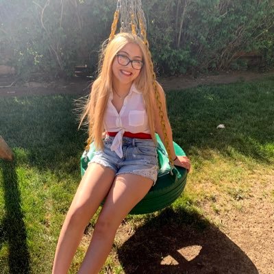 kidstarliyah's profile picture. 