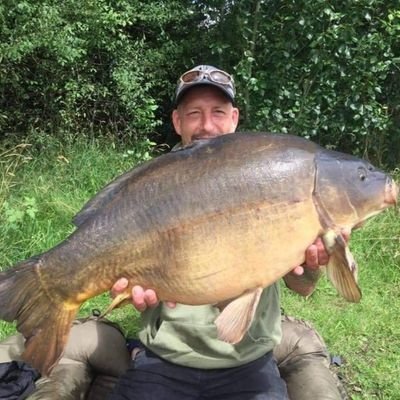 very much a carp fisherman but nowadays I like to fish 1 cat 1 carp