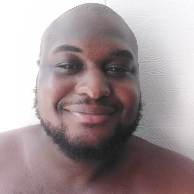 jdejesus_'s profile picture. I write code in 🐍