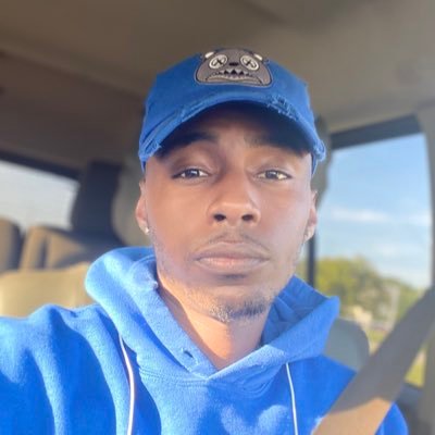 3x Head Drummajor💂🏾♂️ #myasu biology /chem major🦠🧪 super producer/songwriter/singer/rapper🎵🔥🙅🏾♂️🧢