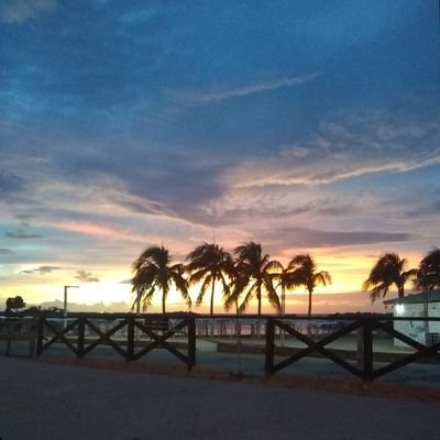 *AmoAMiMadre♥ He conocido ya tantas tormentas que no cualquiera me da paz;☆EnBuscaDeLaBrujulaDeJackSparrow☺;. ♣Instagram:Karelys.Ortz
LeonesdelCaracas♥