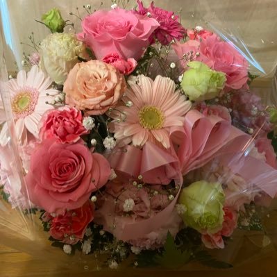 r9tSqlHdb1x58Vk's profile picture. 人見知りをしない明るい性格のオバちゃんです🍀