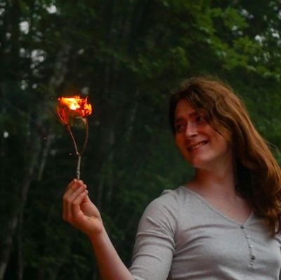 Noppoly's profile picture. 🌱 she/her ✨🐇🐇✨