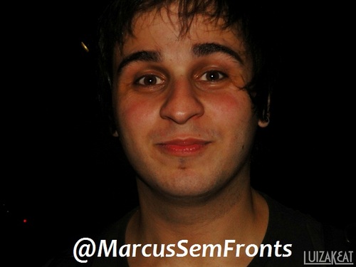 MarcusSemFronts's profile picture. Fã clube dedicado ao guitarrista da banda Fake Number: @markisfkn :)