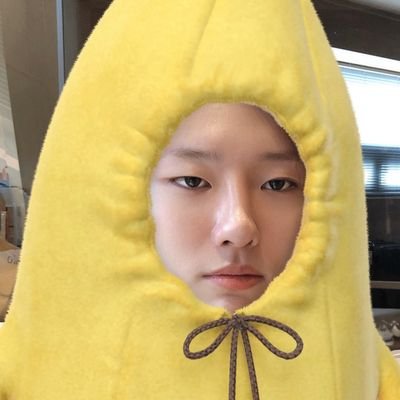 salsabilee_'s profile picture. Graphic Designer 🍉💛