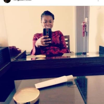 Busayomi_G's profile picture. 