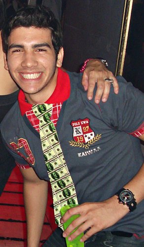 Gosto dos venenos mais lentos, das bebidas mais fortes, dos amores mais loucos, dos pensamentos mais complexos e dos sentimentos mais intensos