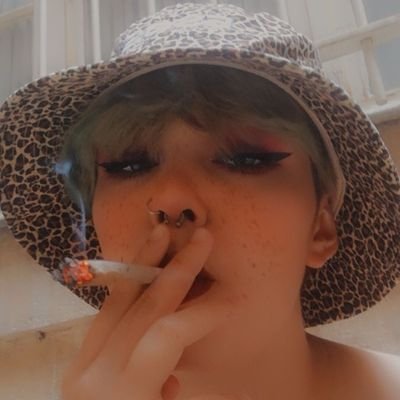 vous m'aimez mais je m'aime plus