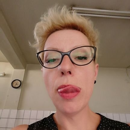 manis_t75's profile picture. Razmišljam previše