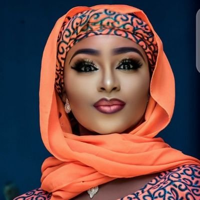 Mamarh13's profile picture. September 10th 🎂🎊 Allah first ☺️new account 🌷mummy's pet ♥️ daddy's girl 🥀 I hate betrayers 😣 proud Muslima❣️ love is a gender free♥️♥️💍