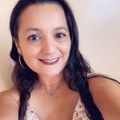 ETK Preschool Teacher @LRAowls Enthusiastic Teacher Leader. NBCT: Literacy. GC Champion. Common Sense Educator. One of the founders of Roybal-Allard ES.