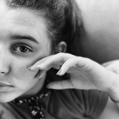 CaitiLetizia's profile picture. twitter’s the new black