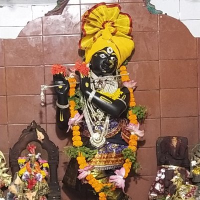 Follow & subscribe @govardhanmath Shri #PuriShankaracharya ji
भज गोविंदं,
भज गोविंदं|
गोविंदं भज,
हे मूढ़मते।|