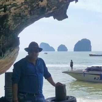 VinamraJaiswal8's profile picture. Pahad