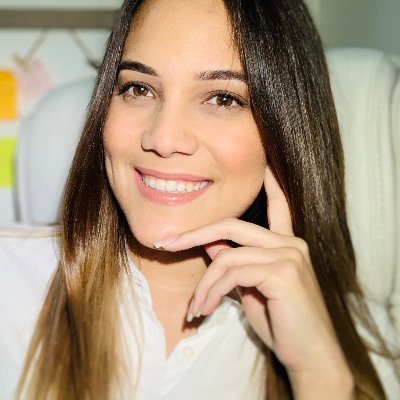 Marketing Digital
Entrenadora de Marketing para Emprendedores
Instagram @mayenaquino
Facebook @mayenaquinom