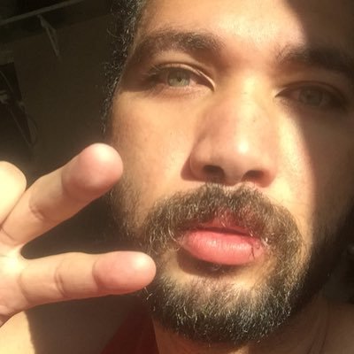 Você diz que meus sonhos são muito grandes, eu falo que você pensa muito pequeno