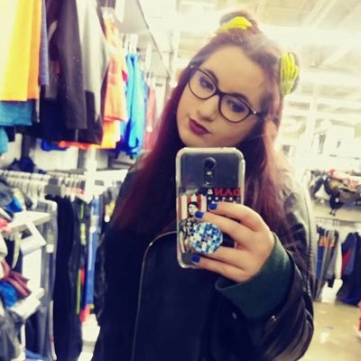 22 l Capricorn | Ravenclaw | Daltonlover l phandom l Just a girl whose obsessed with youtube, bands, and can't decide between a pastel or punk aesthetic