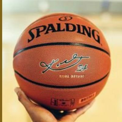 He3nrik's profile picture. Ball is Life🏀