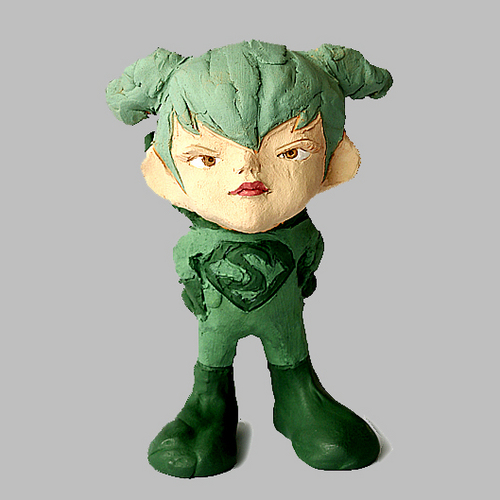 彫刻作って生きてます。